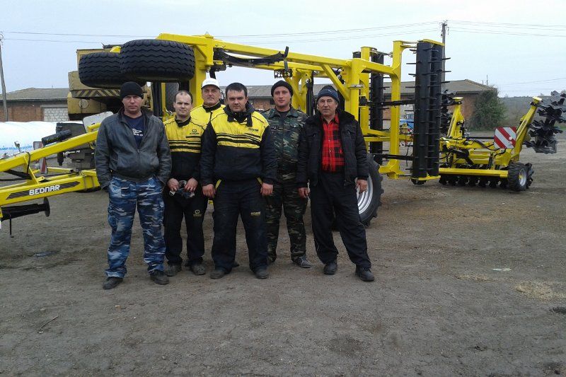 Terraland TO 4000 с прицепным катком CutterPack 4000 на Черноземье 3