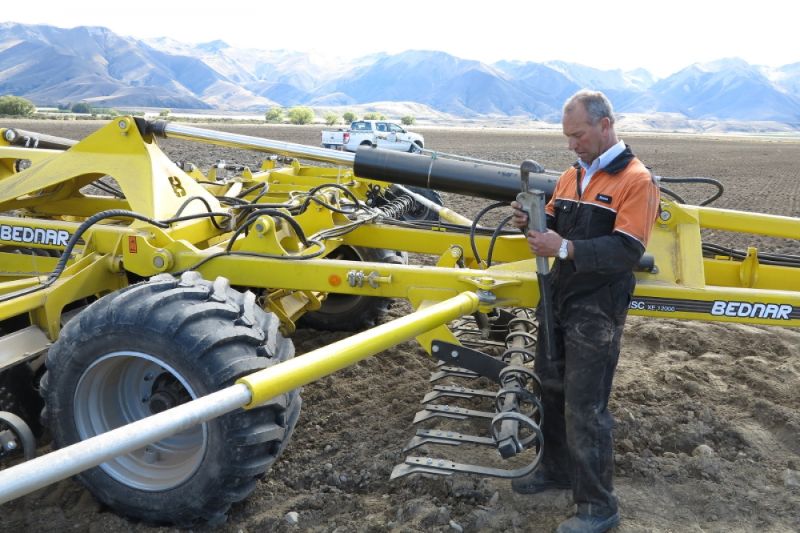 12 meters disc cultivator – largest in New Zealand 12