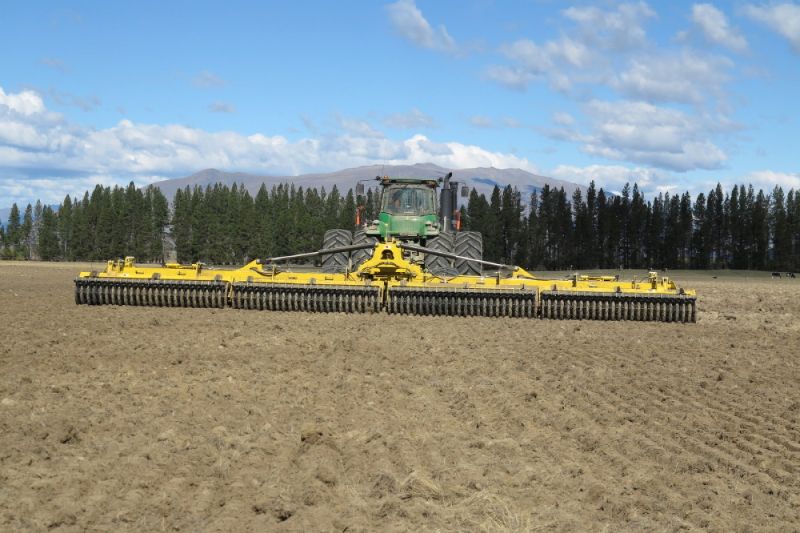 12 meters disc cultivator – largest in New Zealand 2