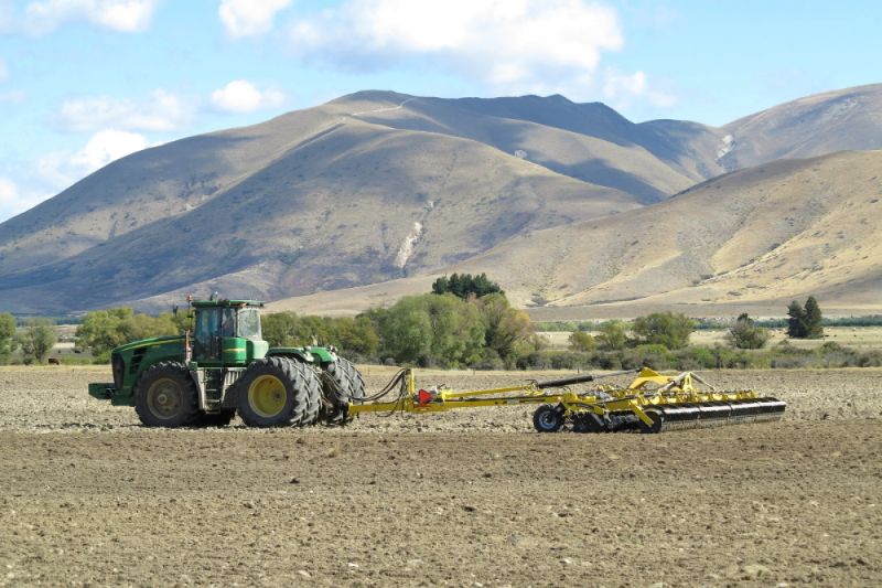 12 meters disc cultivator – largest in New Zealand 5