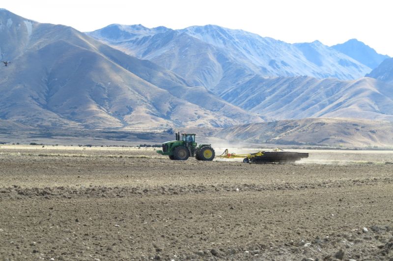 12 meters disc cultivator – largest in New Zealand 9